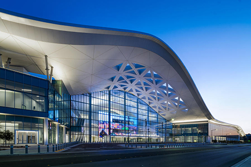 Exterior shot of the entrace of the Las Vegas Convention Center